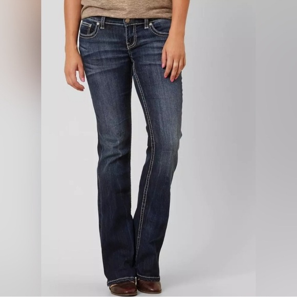 BKE Sabrina Flare Jeans Size 26L - Picture 2 of 12